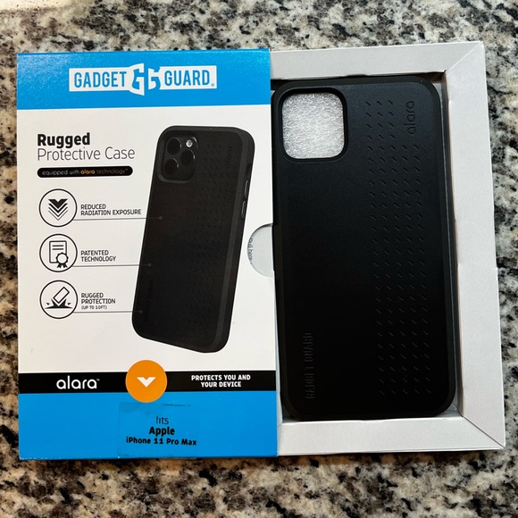NEW IPhone 11 Pro Max Case - Picture 5 of 5